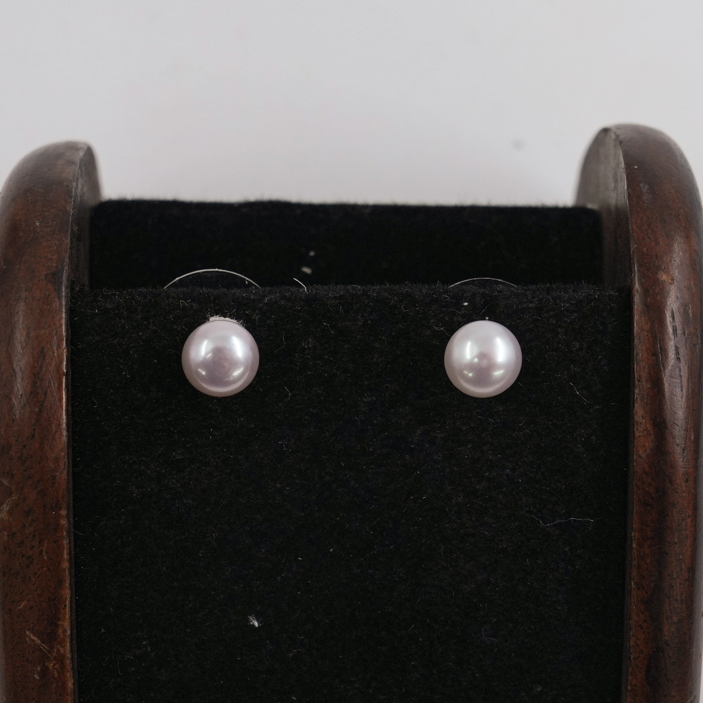 The Pearl Atelier by Kabra Pearls - Pearl Studs